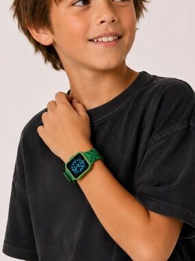 Green Digital Smartwatch